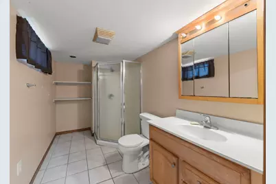 422 Best Avenue, Dekalb, IL 60115 - Photo 17