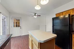 422 Best Ave, Dekalb, IL 60115 - Photo 11