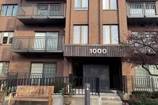 1000 Deerfield Rd, Highland Park, IL 60035 - Photo 1