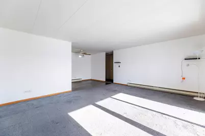 10117 S Cicero Avenue #206, Oak Lawn, IL 60453 - Photo 5