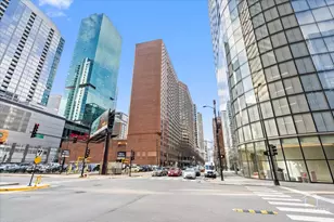 211 E Ohio St, Chicago, IL 60611 - Photo 29