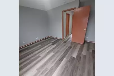 363 Meadow Green Lane #363, Round Lake Beach, IL 60073 - Photo 7