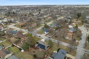 203 Centennial Ave, Normal, IL 61761 - Photo 23