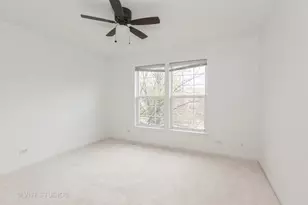 1110 Oakhill Dr, Aurora, IL 60502 - Photo 25