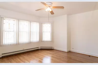 2936 N Neenah Avenue, Chicago, IL 60634 - Photo 3