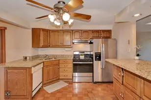 8859 S Main St, Hometown, IL 60456 - Photo 9