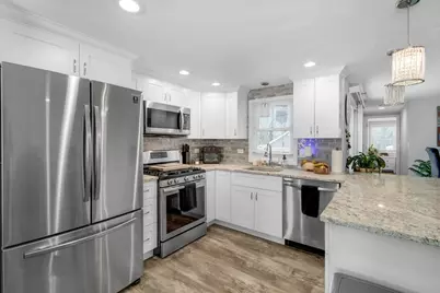 16446 W 147th Place, Lockport, IL 60441 - Photo 5