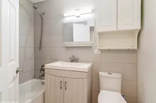 1525 Sander Ct, Wheeling, IL 60090 - Photo 11