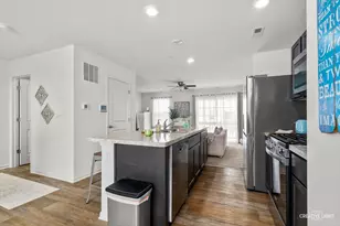 3754 Bissel Dr, Yorkville, IL 60560 - Photo 3