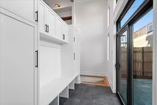 2442 W Berteau Ave, Chicago, IL 60618 - Photo 25