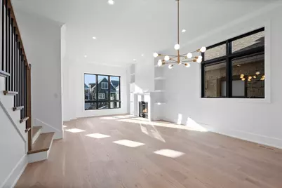 2442 W Berteau Avenue, Chicago, IL 60618 - Photo 11