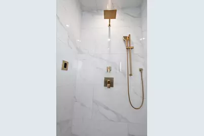 2442 W Berteau Avenue, Chicago, IL 60618 - Photo 17