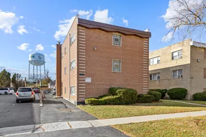 528 N Ardmore Avenue, Villa Park, IL 60181 - Photo 3