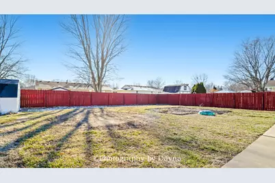 711 E Sycamore Street, Watseka, IL 60970 - Photo 19