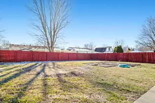 711 E Sycamore St, Watseka, IL 60970 - Photo 19