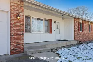 711 E Sycamore St, Watseka, IL 60970 - Photo 3