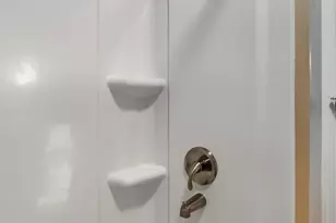 711 E Sycamore St, Watseka, IL 60970 - Photo 17