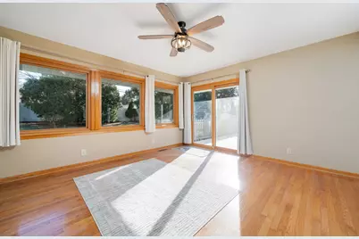 2209 Edgebrook Drive, Rockford, IL 61107 - Photo 25