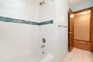 2209 Edgebrook Dr, Rockford, IL 61107 - Photo 29