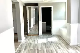 9211 S Clyde Ave, Chicago, IL 60617 - Photo 7