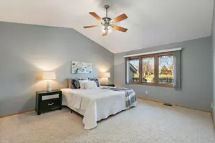 543 Brant Cir, Dekalb, IL 60115 - Photo 13