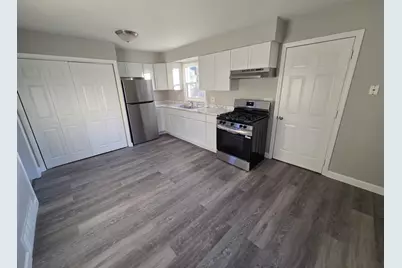 9107 Pine Avenue, Wonder Lake, IL 60097 - Photo 3