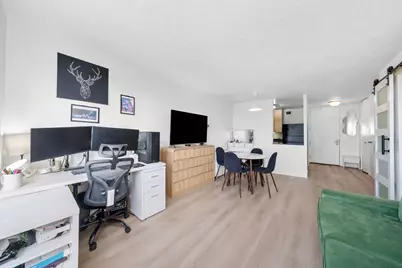 4343 N Clarendon Avenue #911, Chicago, IL 60613 - Photo 5