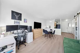 4343 N Clarendon Ave, Chicago, IL 60613 - Photo 5