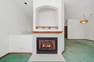 2949 Woodside Dr, Joliet, IL 60431 - Photo 7