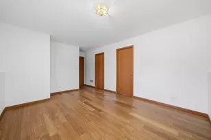 2949 Woodside Dr, Joliet, IL 60431 - Photo 15