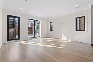 3036 N Sheffield Ave, Chicago, IL 60657 - Photo 9