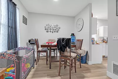 212 S Tanglewood Court, Round Lake, IL 60073 - Photo 11