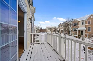 1710 Dogwood Ln, Hanover Park, IL 60133 - Photo 11