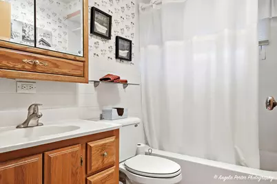 2326 Walnut Street, Waukegan, IL 60087 - Photo 15