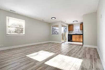 59 Gant Circle #H, Streamwood, IL 60107 - Photo 5