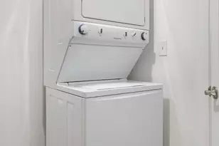 63 N Victoria Ln, Streamwood, IL 60107 - Photo 15