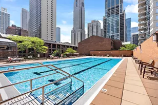 1030 N State St, Chicago, IL 60610 - Photo 17