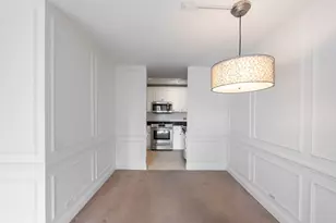 1030 N State St, Chicago, IL 60610 - Photo 9