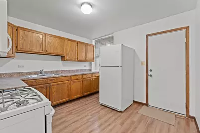 6037 S Champlain Avenue, Chicago, IL 60637 - Photo 9