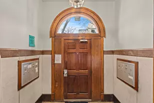 6037 S Champlain Ave, Chicago, IL 60637 - Photo 3