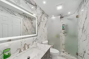 1772 Lancaster Way, Northbrook, IL 60062 - Photo 11