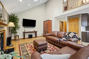 47 N Sterling Heights Rd, Vernon Hills, IL 60061 - Photo 5