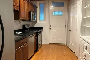 2737 W Lunt Ave, Chicago, IL 60645 - Photo 5