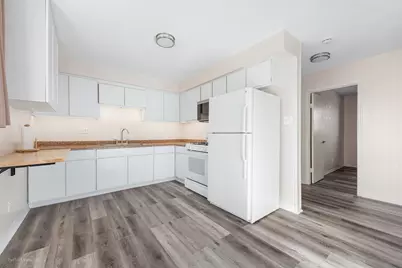 1703 Pinewood Lane #1705, Joliet, IL 60433 - Photo 5