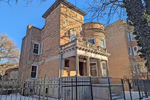 836 E 52nd St, Chicago, IL 60615 - Photo 1