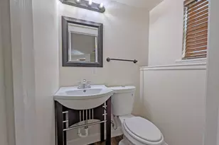 836 E 52nd St, Chicago, IL 60615 - Photo 41