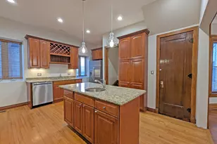 836 E 52nd St, Chicago, IL 60615 - Photo 15