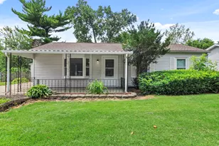 1411 Scottsdale Dr, Champaign, IL 61821 - Photo 3