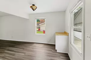1411 Scottsdale Dr, Champaign, IL 61821 - Photo 9