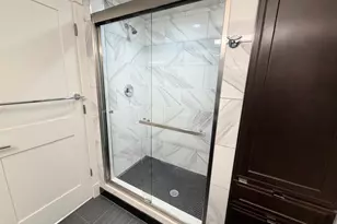 2700 N Ridgeway Ave, Chicago, IL 60647 - Photo 15